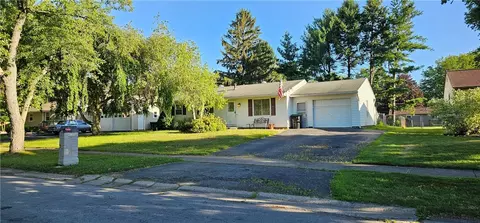 84 Donna Rd, Gates, NY 14606