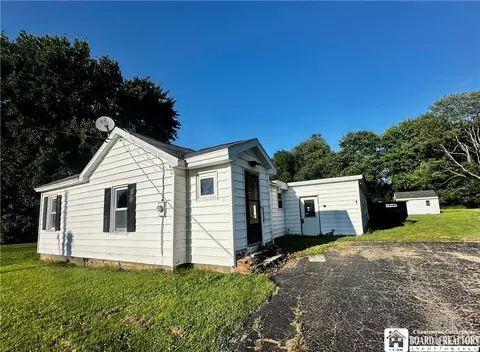 2916 Bentley Ave, Ellicott, NY 14701