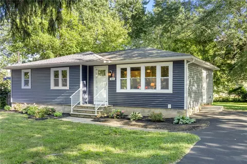 3161 Lyell Rd, Gates, NY 14606