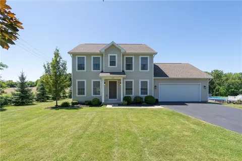 140 Pole Bridge Rd, Avon, NY 14414