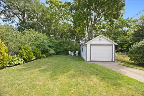 96 Lafayette Rd, Irondequoit, NY 14609 photo 45