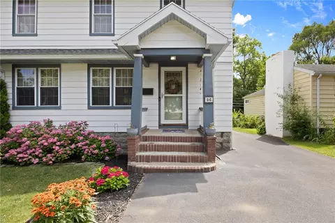96 Lafayette Rd, Irondequoit, NY 14609 photo 4
