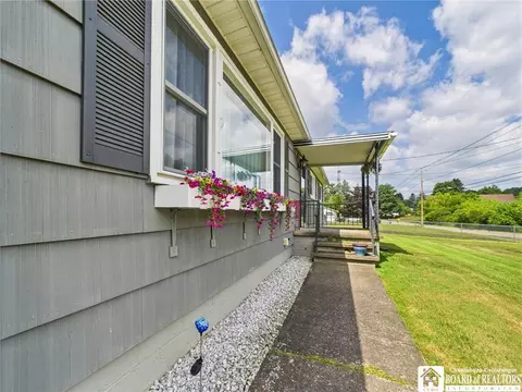 Exterior - 834 Prospect Ave, Olean, NY 14760 photo 12 of 12