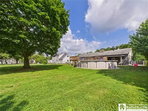 Exterior - 834 Prospect Ave, Olean, NY 14760 photo 9 of 12