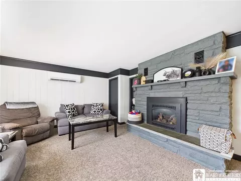 Living - 834 Prospect Ave, Olean, NY 14760 photo 3 of 4