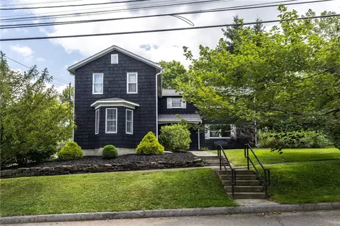 264 Walnut St, Corning, NY 14830