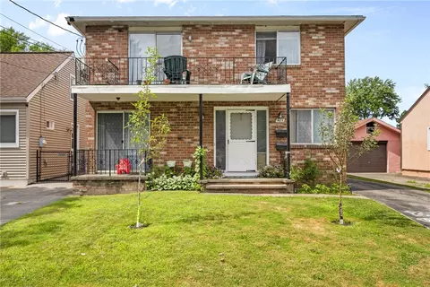 405 Garfield Ave, East Rochester, NY 14445