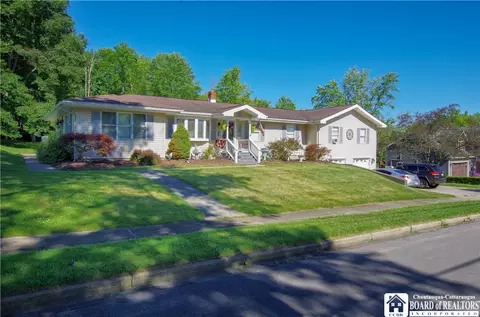 36 Pardee Ave, Jamestown, NY 14701