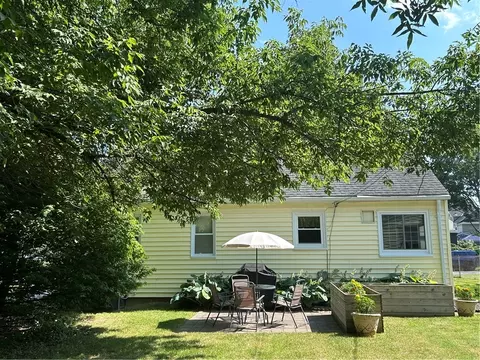 92 Clarington St, Irondequoit, NY 14609 photo 24