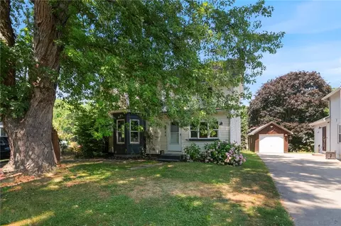 7422 Seaman St, Sodus Point, NY 14555