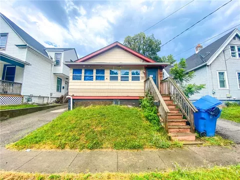 54 Leighton Ave, Rochester, NY 14609