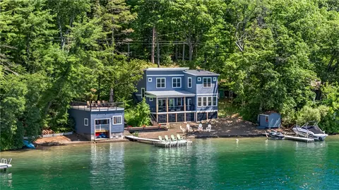 3554 W Bluff Dr, Jerusalem, NY 14478