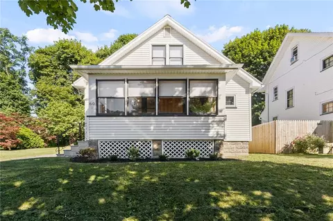 60 Cliffmor St, Rochester, NY 14609