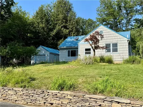 1 Crestmont Ter, Oneonta, NY 13820