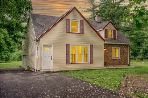 1456 E River Rd, Rochester, NY 14623
