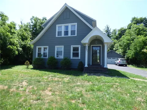 4891 W Ridge Rd, Parma, NY 14559