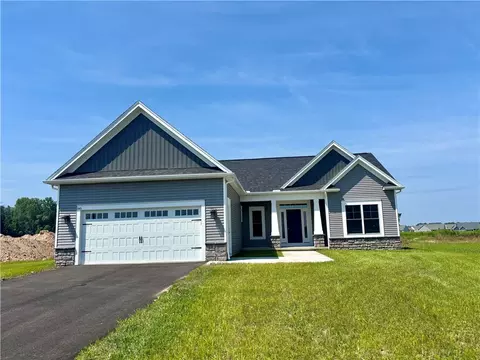 545 Arrowwood Trl, Webster, NY 14580