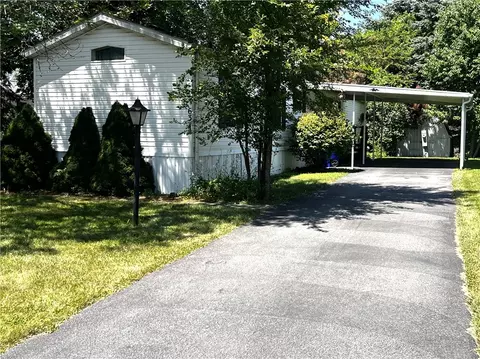 6374 Lambert St, Victor, NY 14564