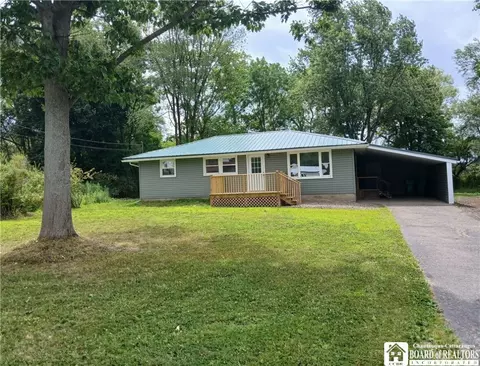 181 North St, Springville, NY 14141