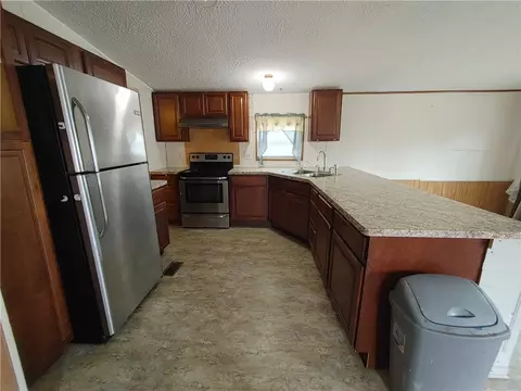 352 Sandy Brook Dr, Hamlin, NY 14464 photo 6