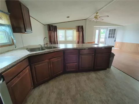 352 Sandy Brook Dr, Hamlin, NY 14464 photo 7