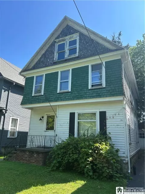 422 Robin St, Dunkirk, NY 14048