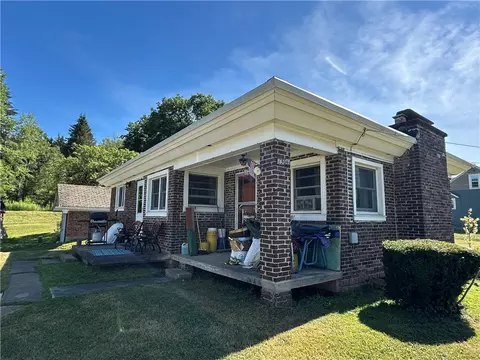 Exterior - 1301 Main St, Eldred, PA 16731 photo 2 of 16