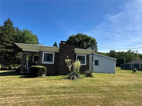 Exterior - 1301 Main St, Eldred, PA 16731 photo 3 of 16
