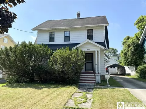 1389 Newland Ave, Jamestown, NY 14701