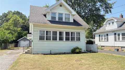 3259 Culver Rd, Irondequoit, NY 14622