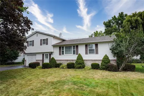 228 Cross Gates Rd, Rochester, NY 14606