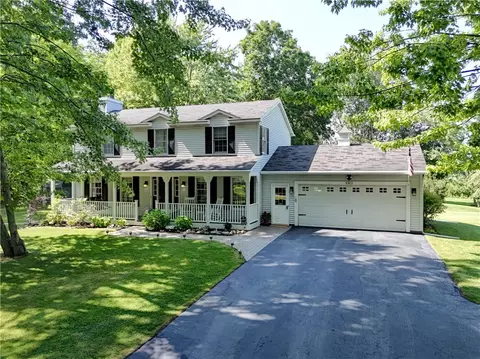 5713 Lincoln Rd, Ontario, NY 14519