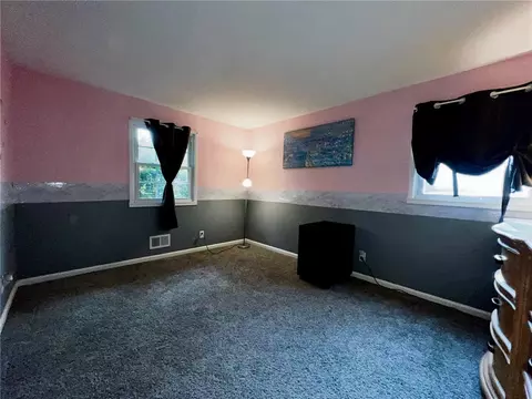 Bedroom - 76 Kartes Dr, Greece, NY 14616 photo 1 of 9