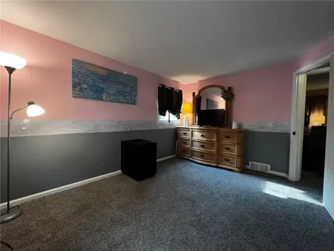 Bedroom - 76 Kartes Dr, Greece, NY 14616 photo 2 of 9