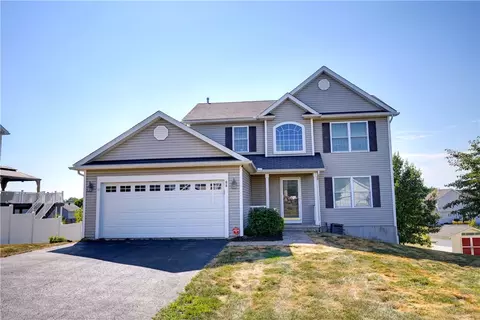 88 Longton Pl, West Henrietta, NY 14586