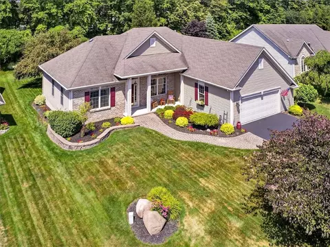 1155 Twin Leaf, Webster, NY 14580