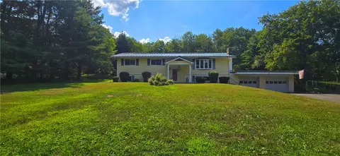 35 Main St, Ashland, NY 14894