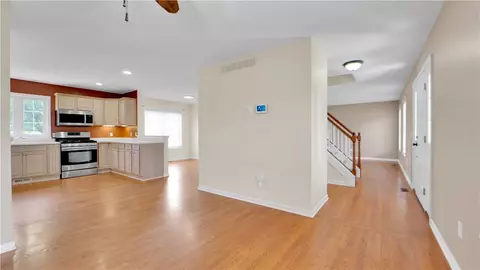 378 Salt Rd, Webster, NY 14580 photo 5