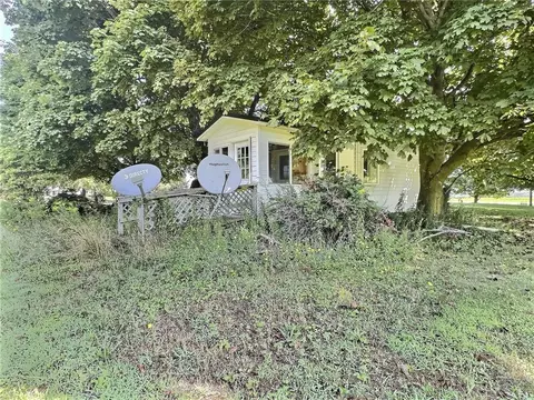 Exterior - 400 Peoria Rd, Covington, NY 14525 photo 11 of 14