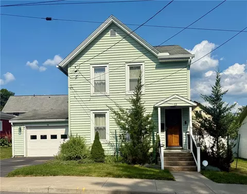 12 Brook St, Oneonta, NY 13820
