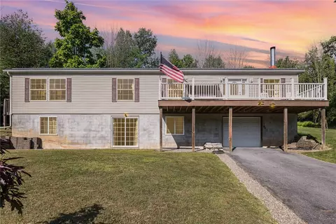 1801 E Palmyra Port Gibson Rd, Palmyra, NY 14522