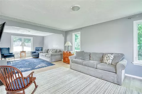 1 Lantern Ln, Honeoye Falls, NY 14472 photo 2