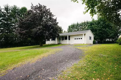 1902 State Route 54 Hwy, Benton, NY 14527