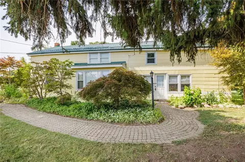 913 Wayneport Rd, Macedon, NY 14502