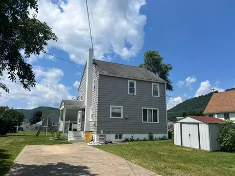 181 Lindenwood Dr, Emporium, PA 15834