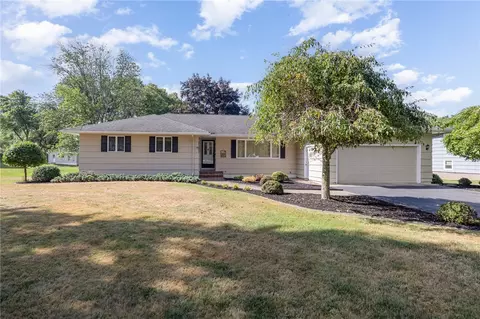 1515 Ayrault Rd, Perinton, NY 14450