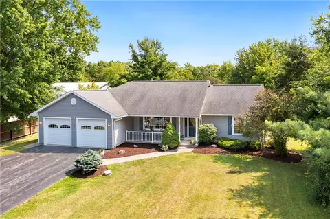 6382 E Lake Rd, Owasco, NY 13021