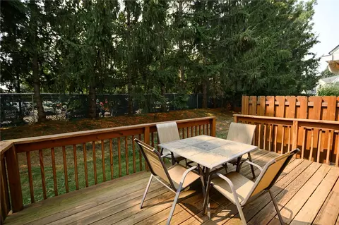 Exterior - 1097 Cane Patch, Webster, NY 14580 photo 7 of 7