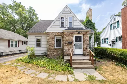 123 Heberton Rd, Irondequoit, NY 14622