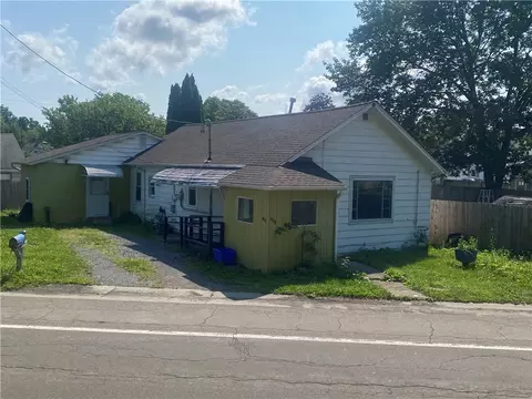 825 Broadway St, Southport, NY 14904